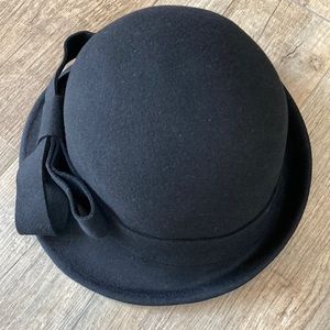 Bellady black wool hat